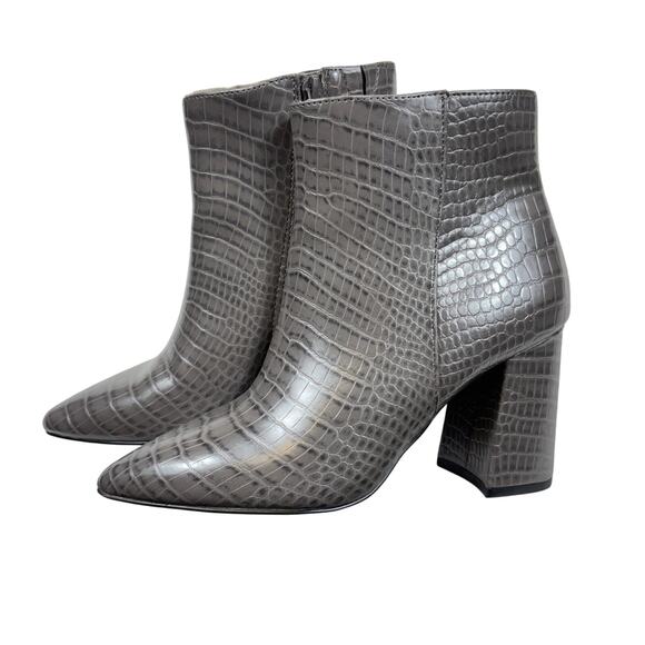 Express Size 6 Gray Croc Embossed Ankle Boots Block Heel Pointed Toe Zipper - Picture 1 of 10